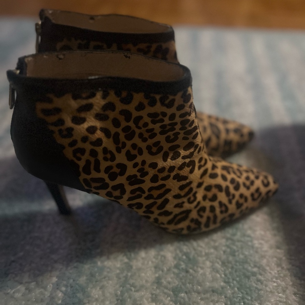 Adrienne Vittadini Brown and Black Ankle Booties